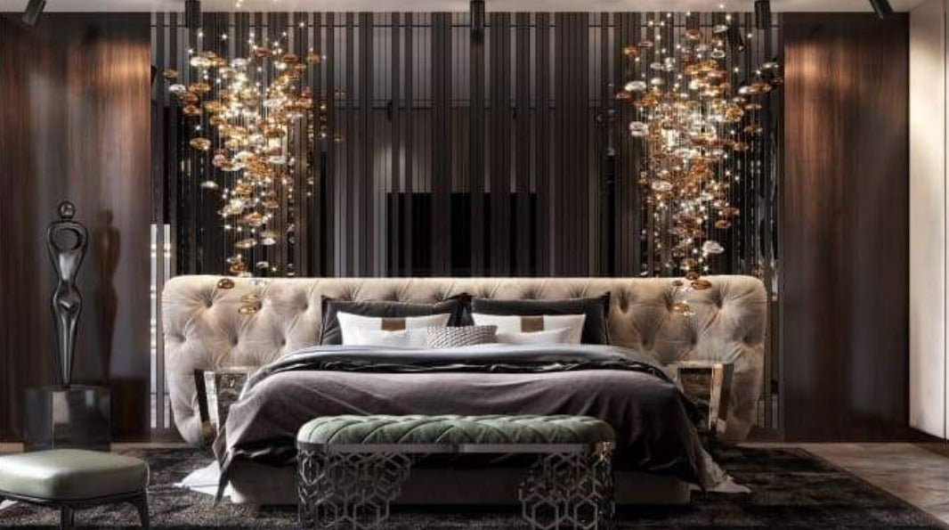 Stunning Modern Bedroom Set with Abstract Decor