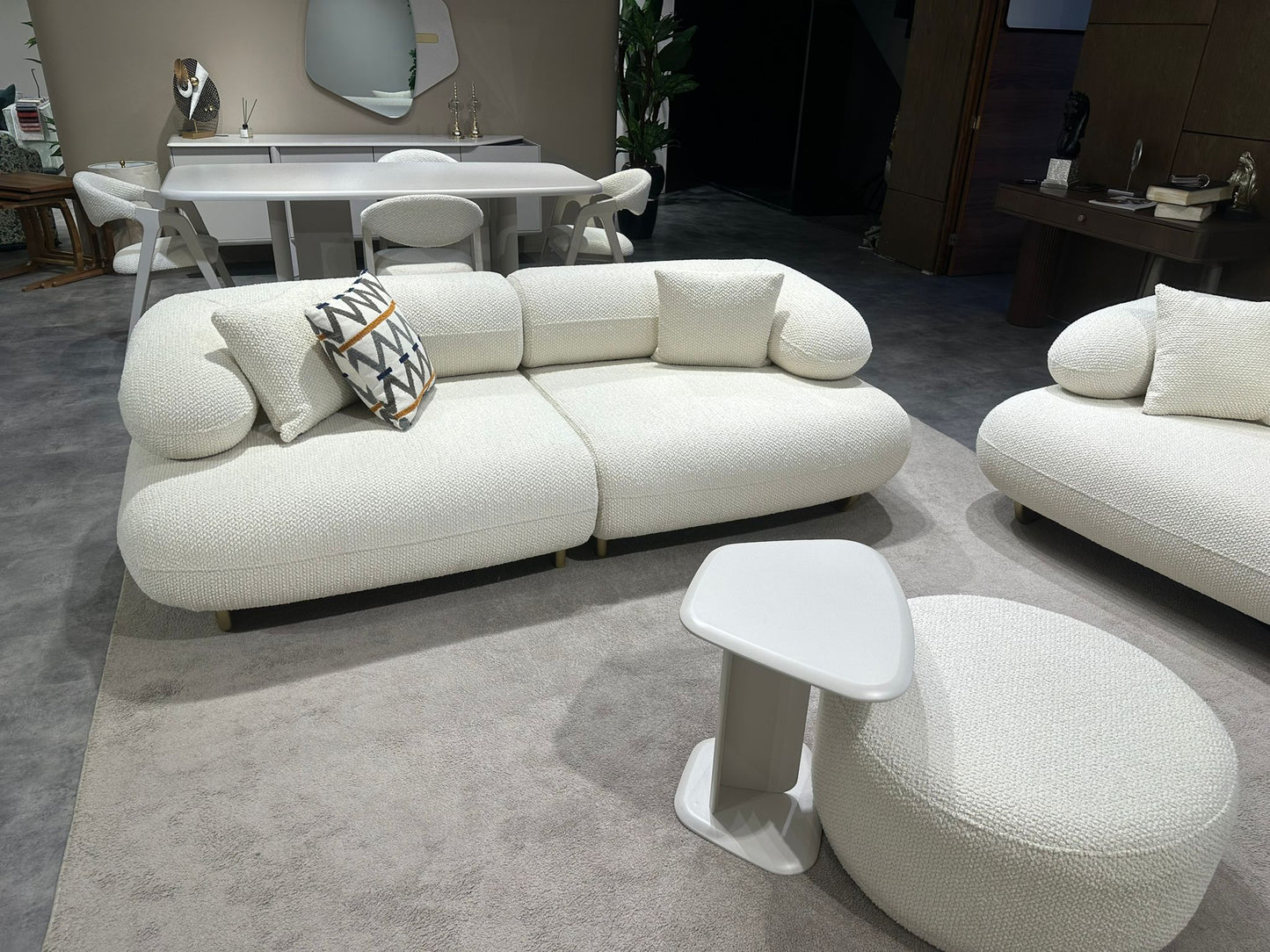 STYLISH SOFA SET